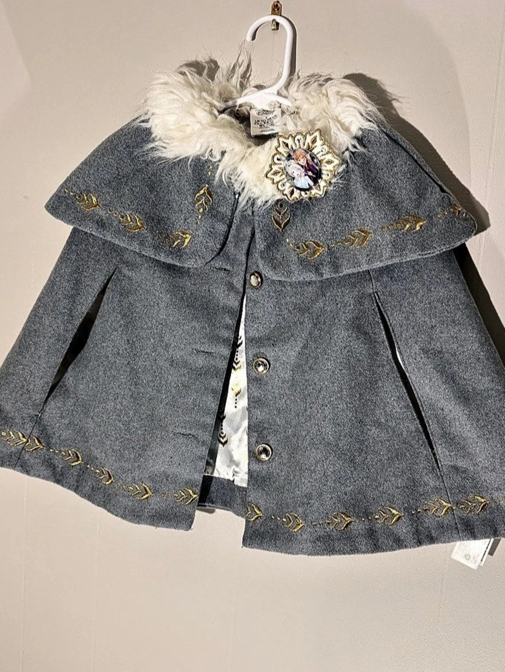 Disney Frozen 2 Elsa Cape for Girls Gray & White Size 3 NWT